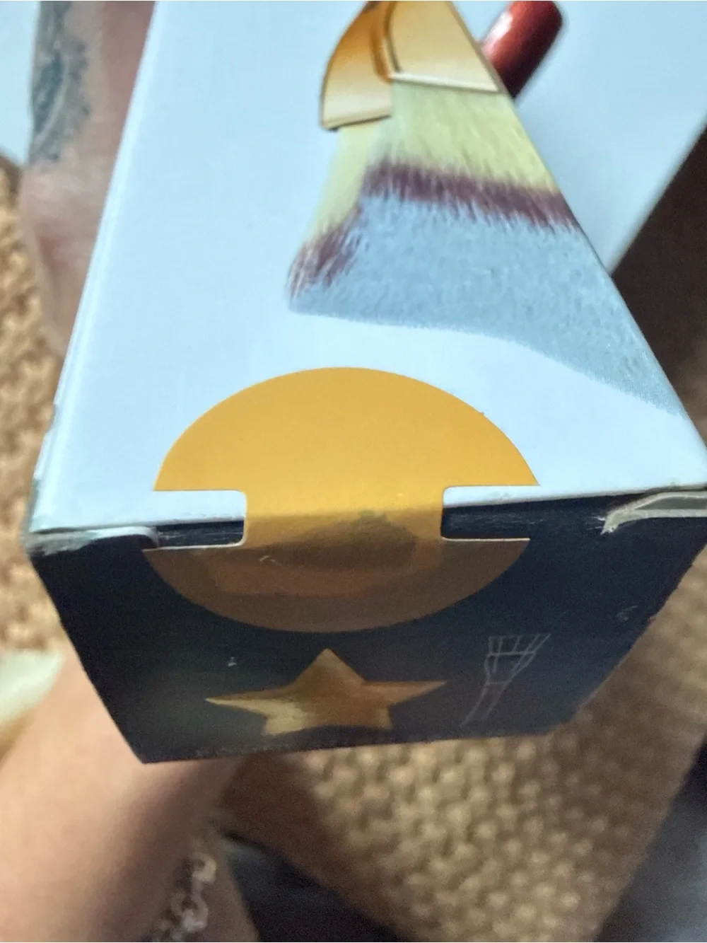 it cosmetics Limited Edition Makeup Brush in White & Gold Trim